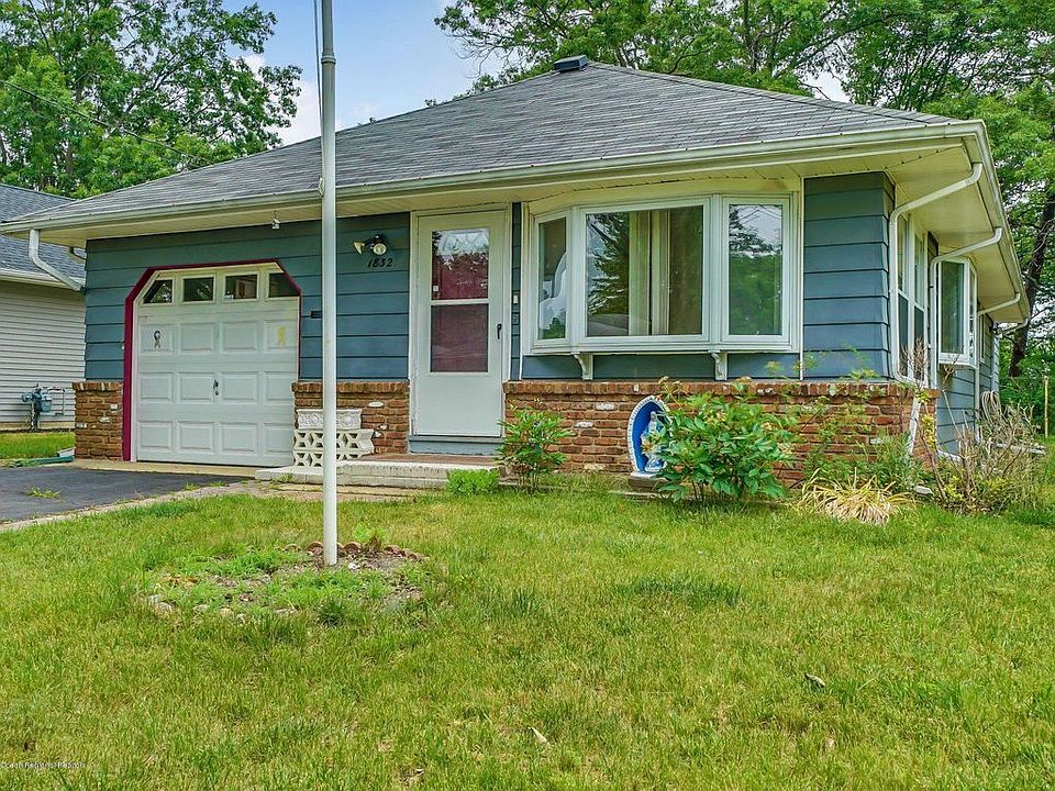 1st image of 1832 Mount Idenburg Ln
