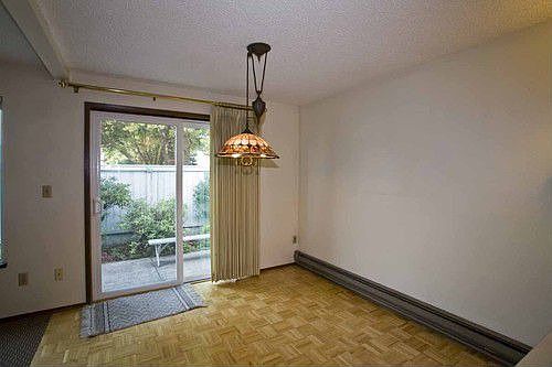 5th image of 827 NE 90th Ave