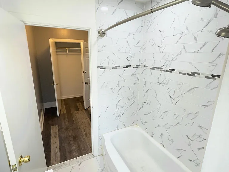 192 Green Ln #2 — Photo 10