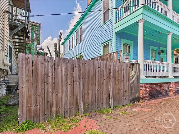 3rd image of 1519 Jefferson Street