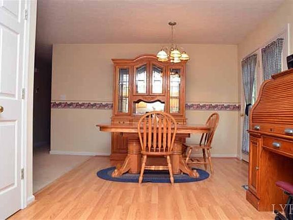 2nd image of 1226 Cedar Hill Dr