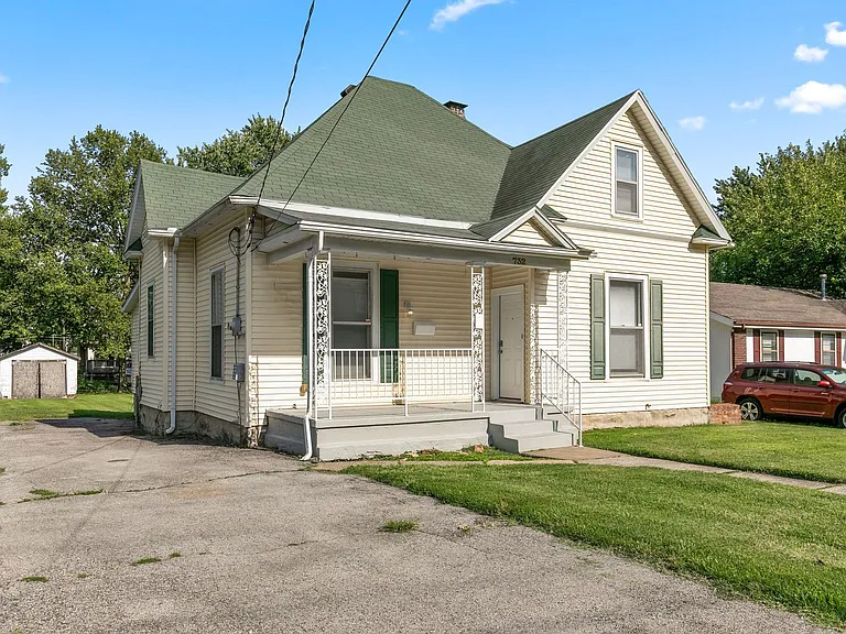 732 S Main Ave — Photo 3