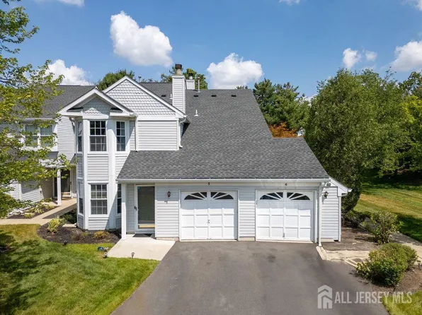 5 Hendricks Ct, Sayreville, NJ 08872
