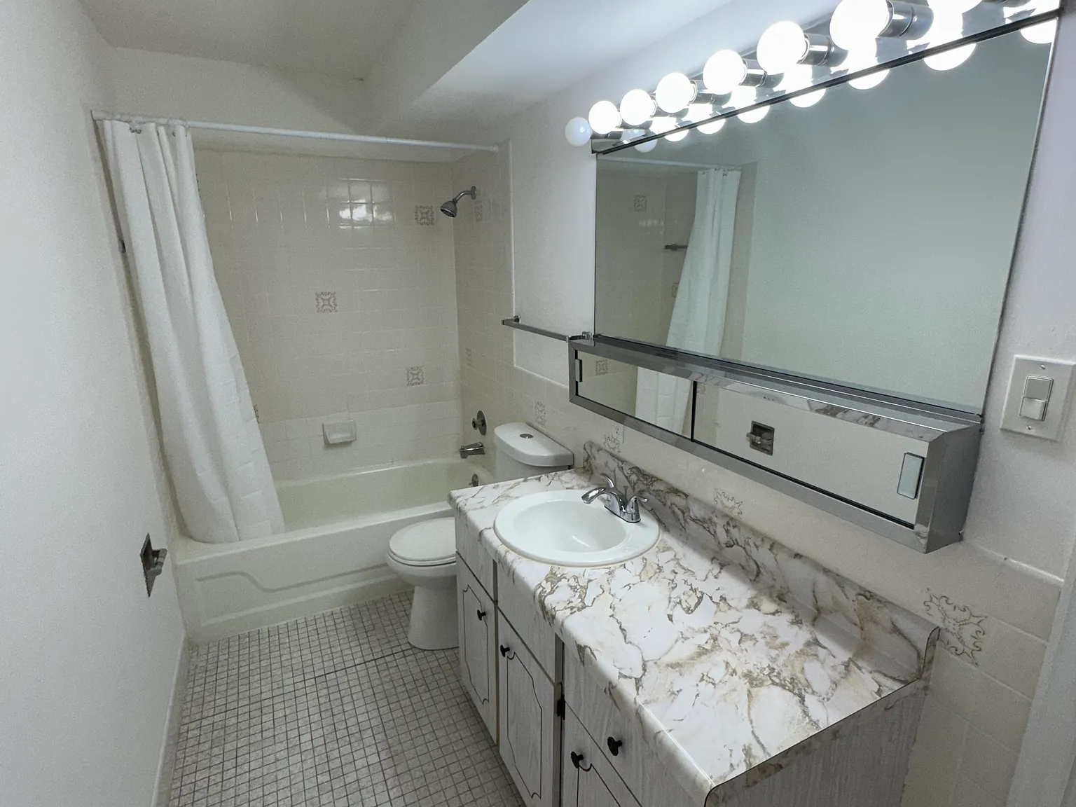 7108 Horner Ave — Photo 3