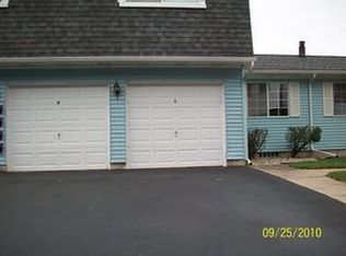 3942 Hunters Ridge Dr APT 1, Lansing, MI 48911