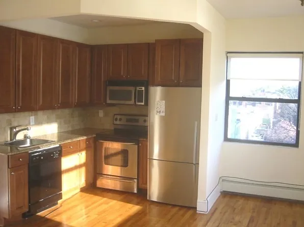 69 S Oxford St APT 5C, Brooklyn, NY 11217