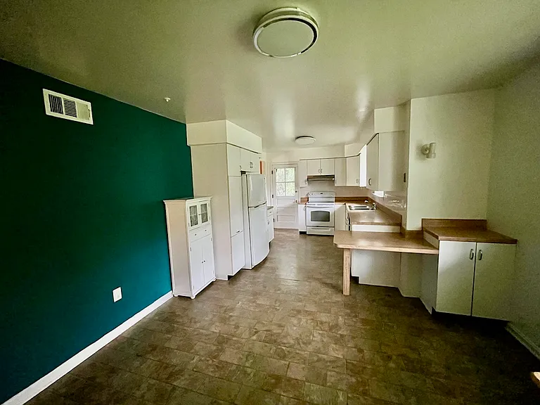 3106 Hearthstone Rd — Photo 6
