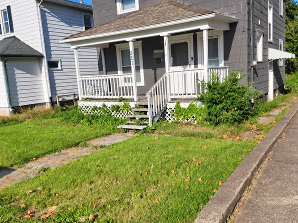 221 Illinois Ave, Lorain, OH 44052