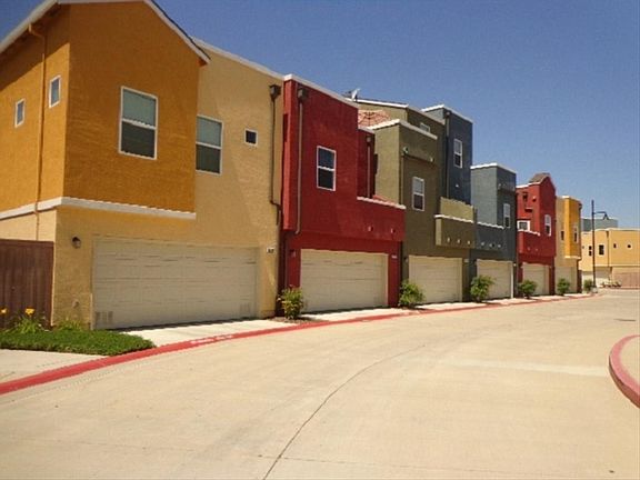 4th image of 10938 Tower Park Dr