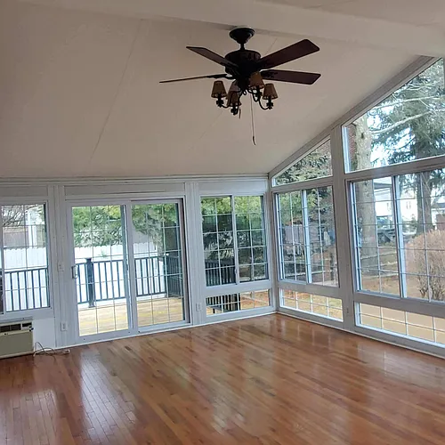 48 Ruthland Ave Photo 1