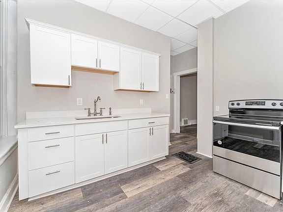 5th image of 267 S Prospect St APT 5