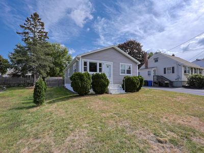 65 Gray Street, Manchester, NH, 03103