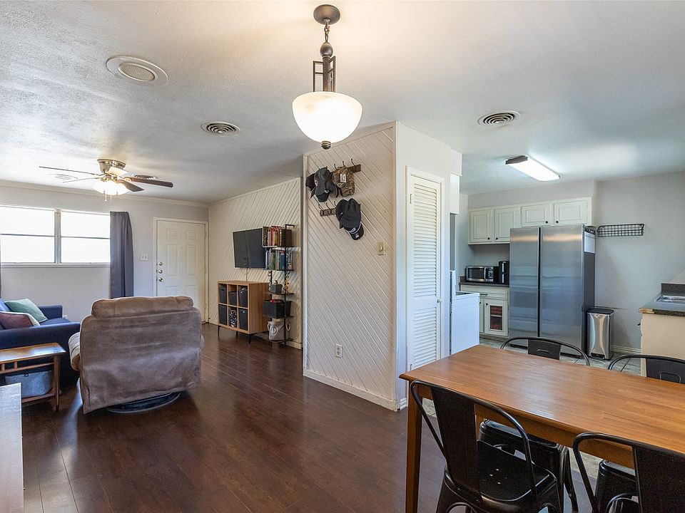 1st image of 2618 Rountree Dr