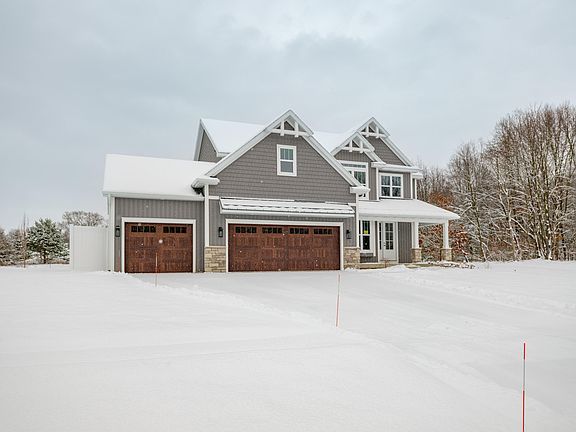 2nd image of 9865 Windflower Ln