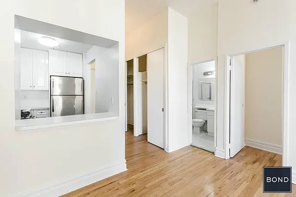 Rented by Bond New York | media 12