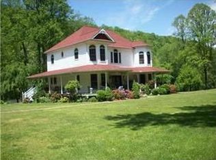 636 Elk River Rd, Procious, WV 25164