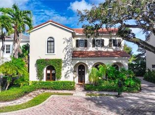 2644 Cardinal Dr, Vero Beach, FL 32963
