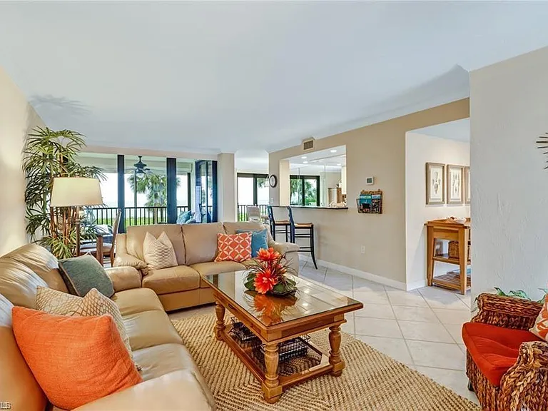 10475 Gulf Shore Dr #114 — Photo 13