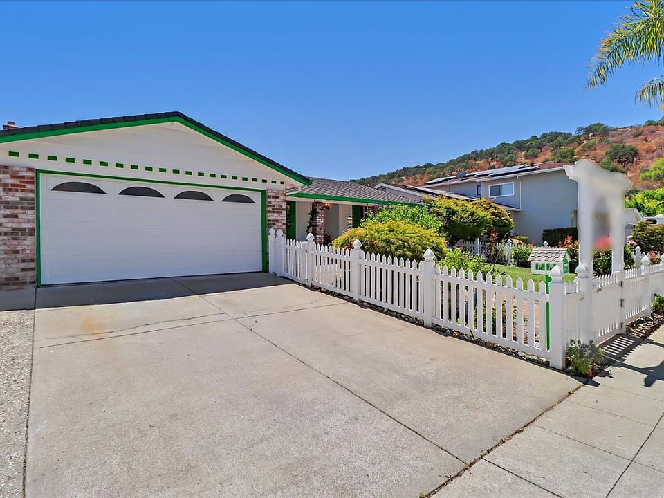 1st image of 5978 Hillrose Dr