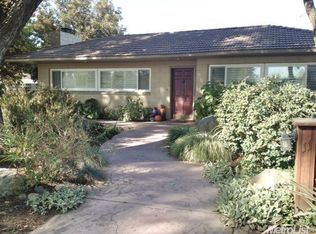 11 Barton Pkwy, Oakdale, CA 95361