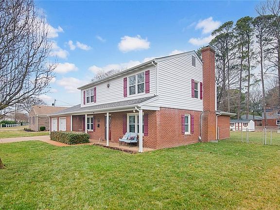 2nd image of 9 Colonial Acres Dr
