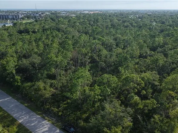 3483 Dream St #11, Punta Gorda, FL 33980