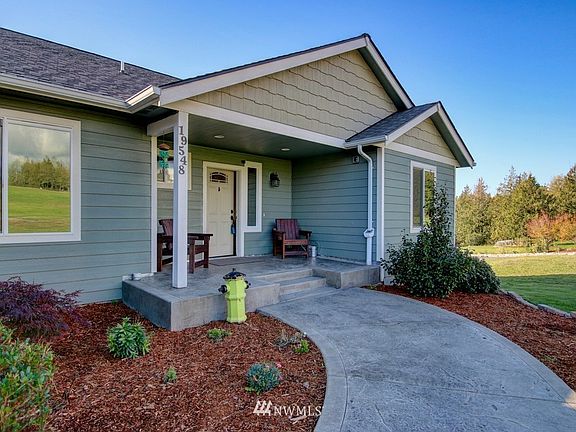 2nd image of 19548 Snowden Ln