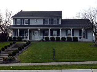 123 Queen Ann Ct, Springboro, OH