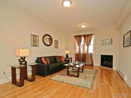 Sold by Century 21 American Homes | media 2