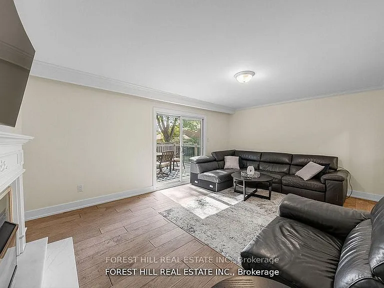 37 Cherry Post Cres — Photo 19