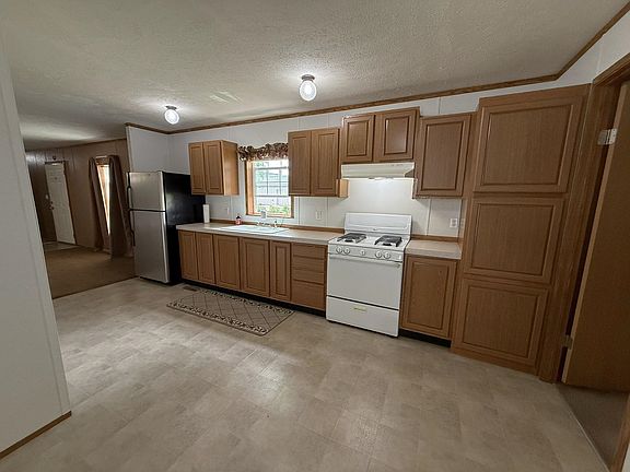 5th image of 2302 3rd Ave S #93