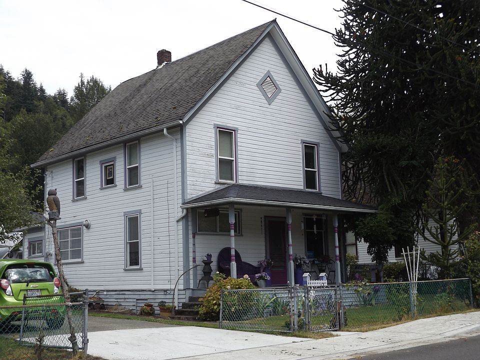1st image of 211 Albert St