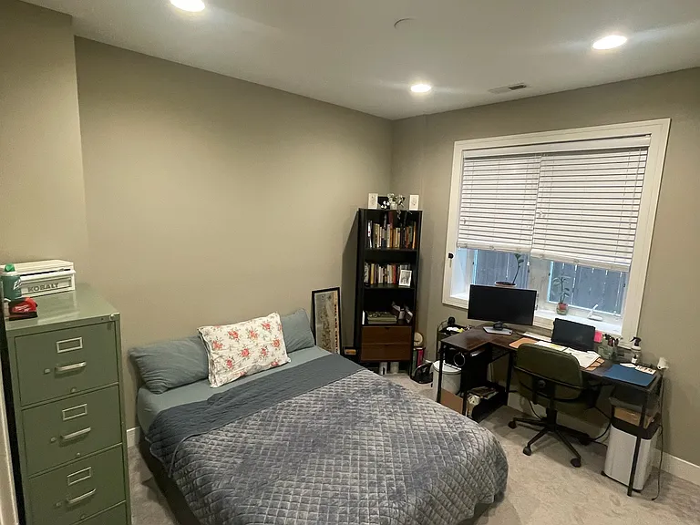 3514 N Sacramento Ave #1S — Photo 12