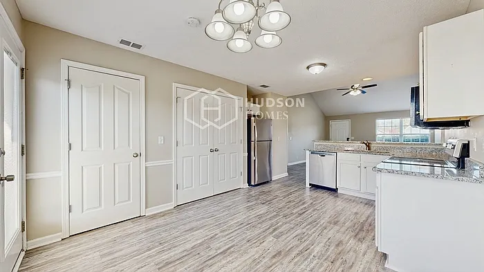 3111 Wellington Pl — Photo 7