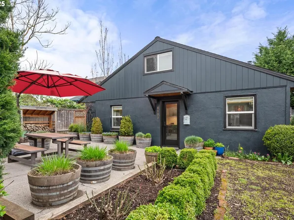 6133 NE 9th Ave, Portland, OR 97211