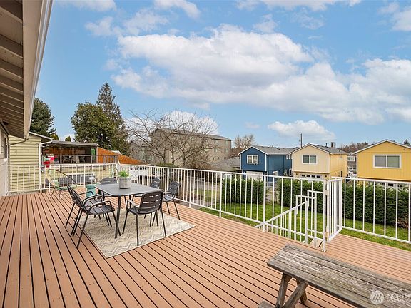 5th image of 10020 18th Avenue SW