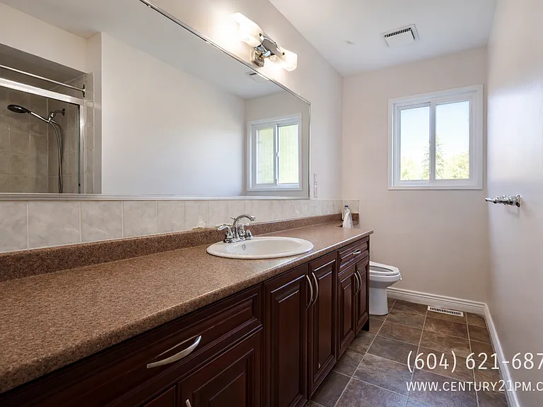 1940 Cordova Ct #UPPER — Photo 7