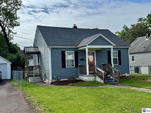 4th image of 403 Henry St