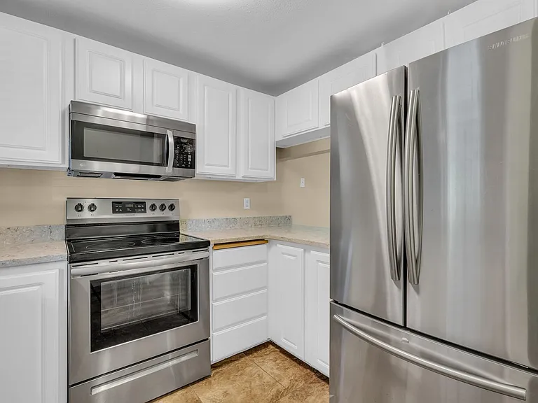 11102 NE 125th Ln #K136 — Photo 13