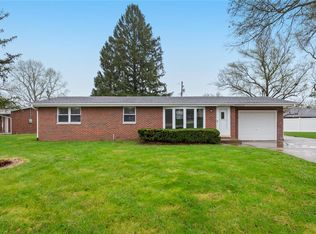 4903 Wick Mor Dr, Alton, IL 62002