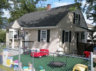 10 Jasper St, Lawrence, MA 01841