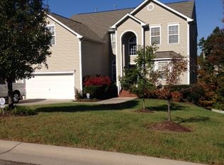 13124 Stockleigh Dr, Chester, VA 23831