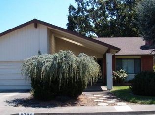 8796 Oakmont Dr, Santa Rosa, CA 95409