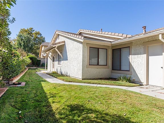 2nd image of 25903 Palomita Dr