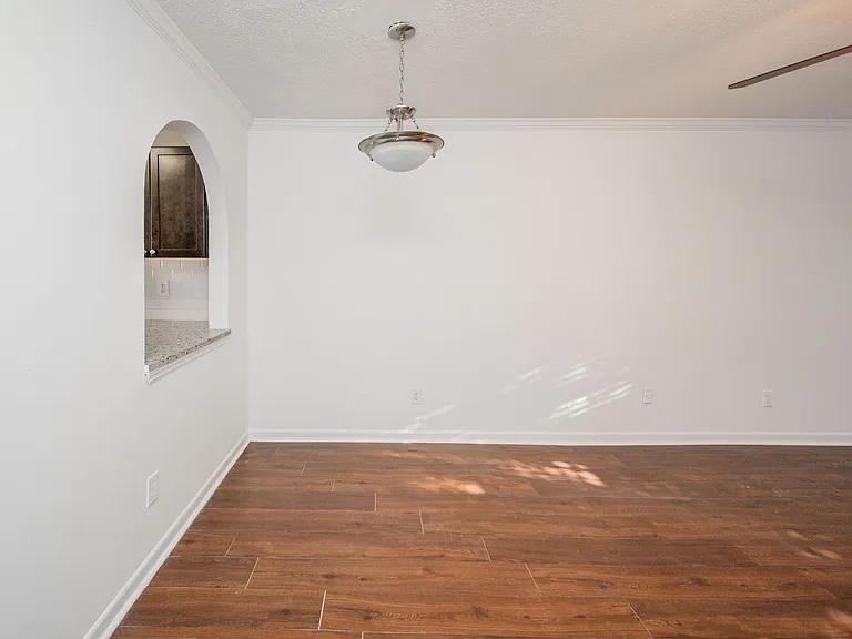 3200 Hillside Ave — Photo 25