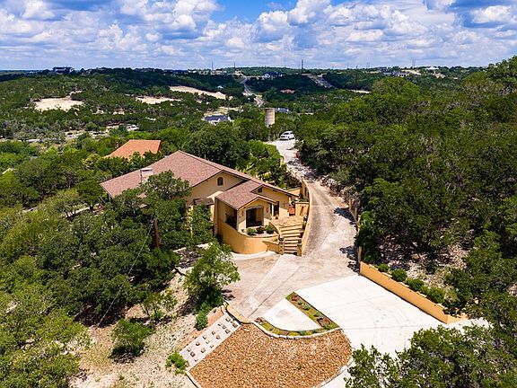 4th image of 617 Hillside Dr