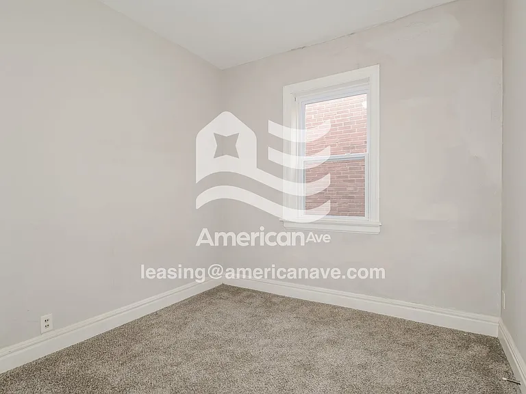 596178_011_wm_-_bedroom_13579500.jpg