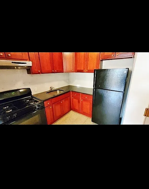2524 Broadway #4B