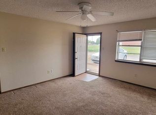 2112 Fred Daugherty Ave APT D, Clovis, NM 88101
