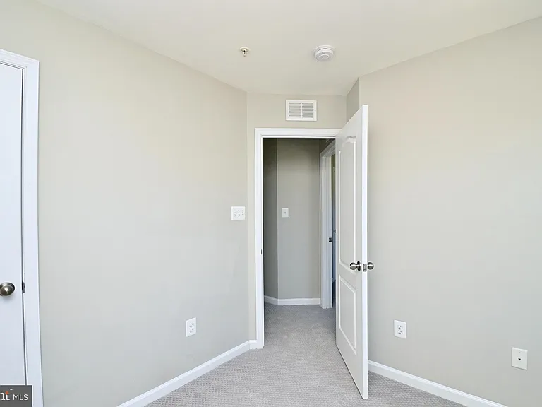 11177 Southport Pl — Photo 31